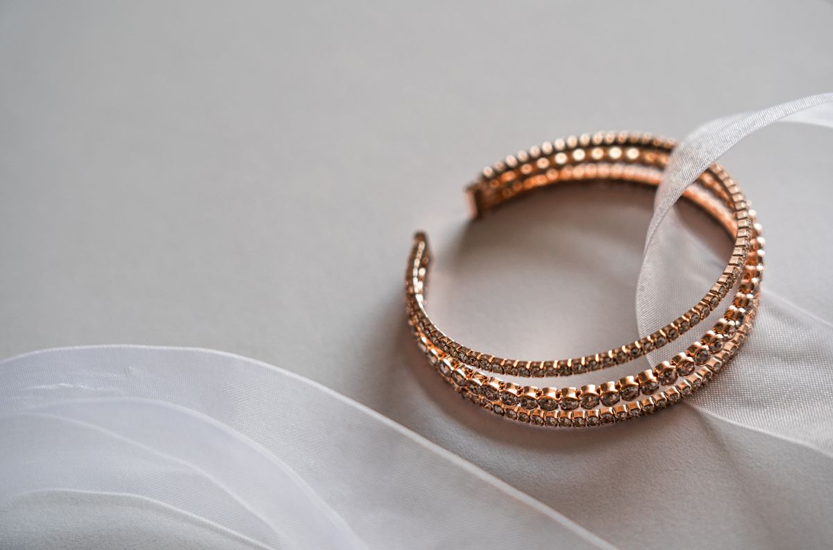Cuff Bangle — 18K Gold